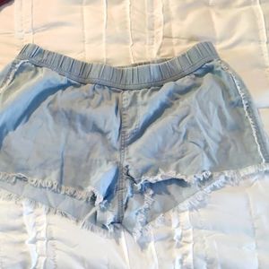 Very Soft Jean Shorts M